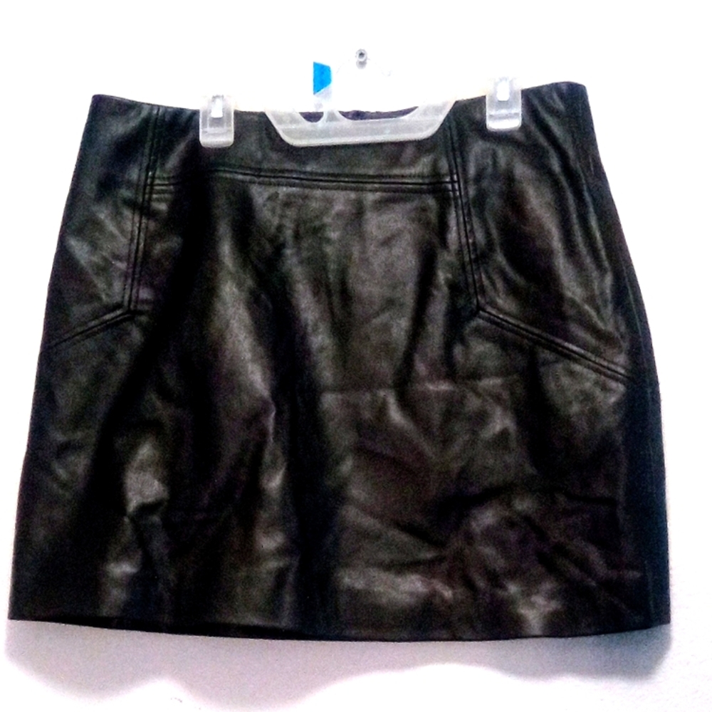 H&M Black Mini Skirt SZ 8